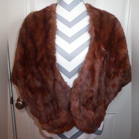Vintage lined fur stole - Picture 2 of 3